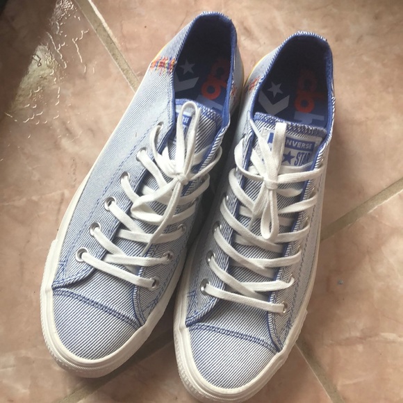 Converse - Picture 3 of 3